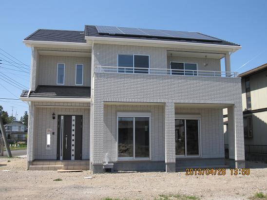 2013.4小川町Ｓ様邸外観写真.JPG