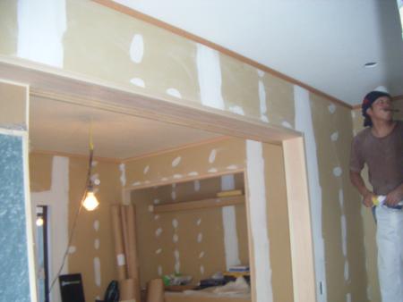 吉田様邸クロス工事