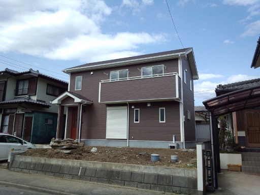 T様邸外観26.3.15.jpg